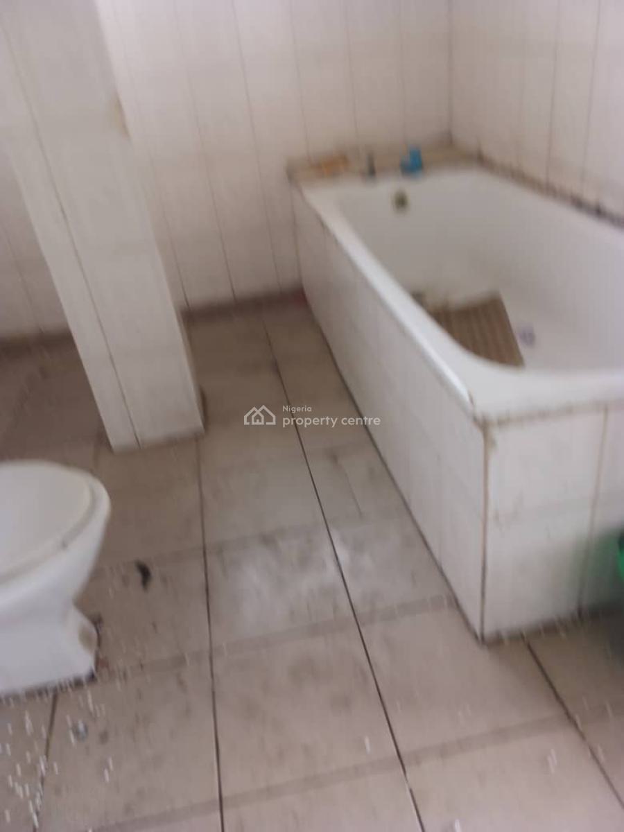 Room Self Con in a Shared Apartment, Off New Road, Igbo Efon, Lekki, Lagos, Self Contain (single Rooms) for Rent