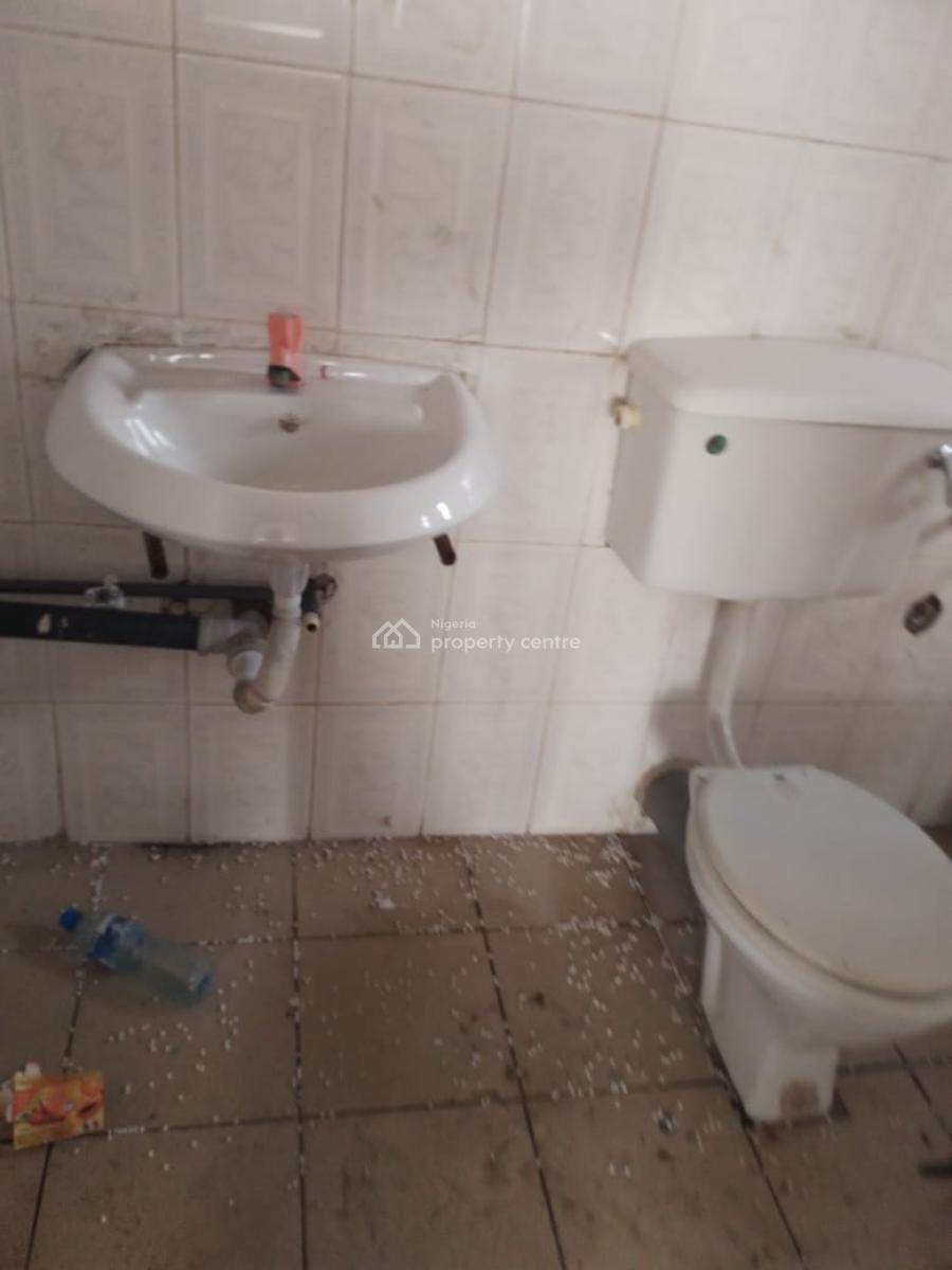 Room Self Con in a Shared Apartment, Off New Road, Igbo Efon, Lekki, Lagos, Self Contain (single Rooms) for Rent