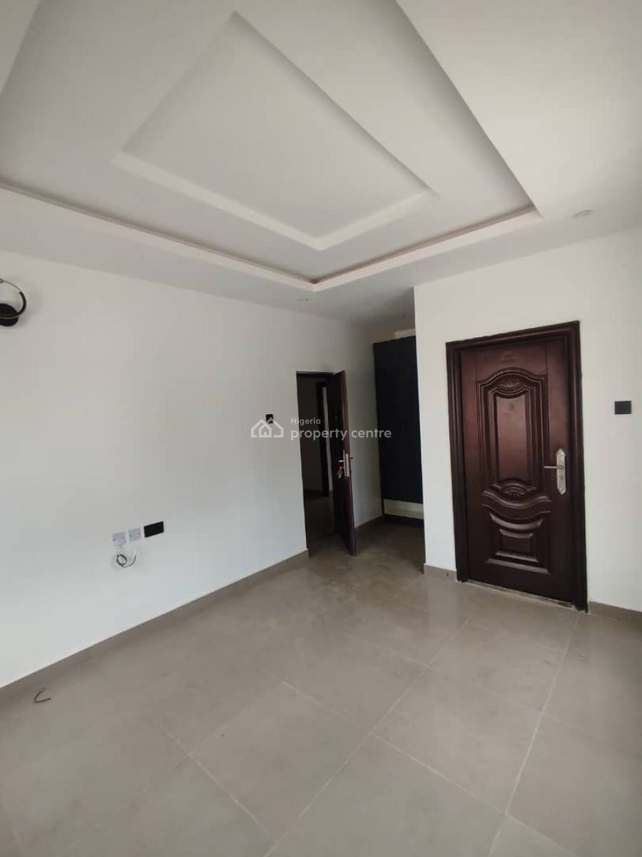 Newly Built 3 Bedrooms Flat with a Bq Tarred Road, Jahi, Abuja, Flat / Apartment for Rent