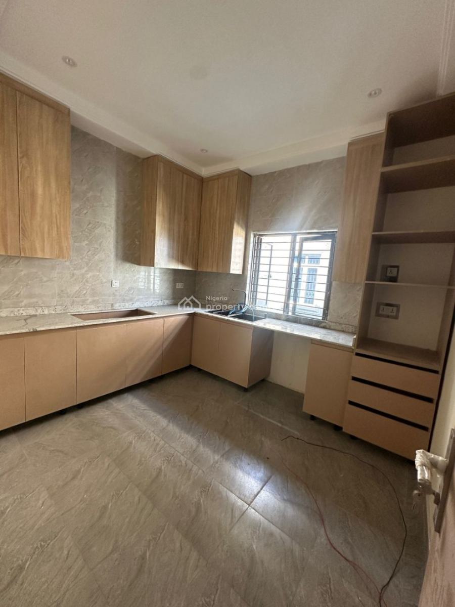 Newly Built Spacious 4 Bedroom Apartment with Good Roads, Oniru, Victoria Island (vi), Lagos, Flat / Apartment for Rent
