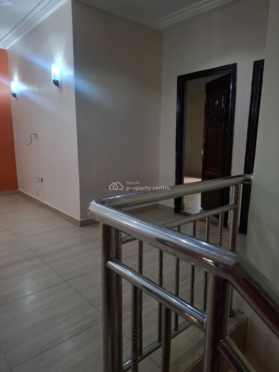 Luxury Pay and Park in 5bedroom Duplex with a Room Bq, Omole Phase2, Omole Phase 2, Ikeja, Lagos, Semi-detached Duplex for Rent