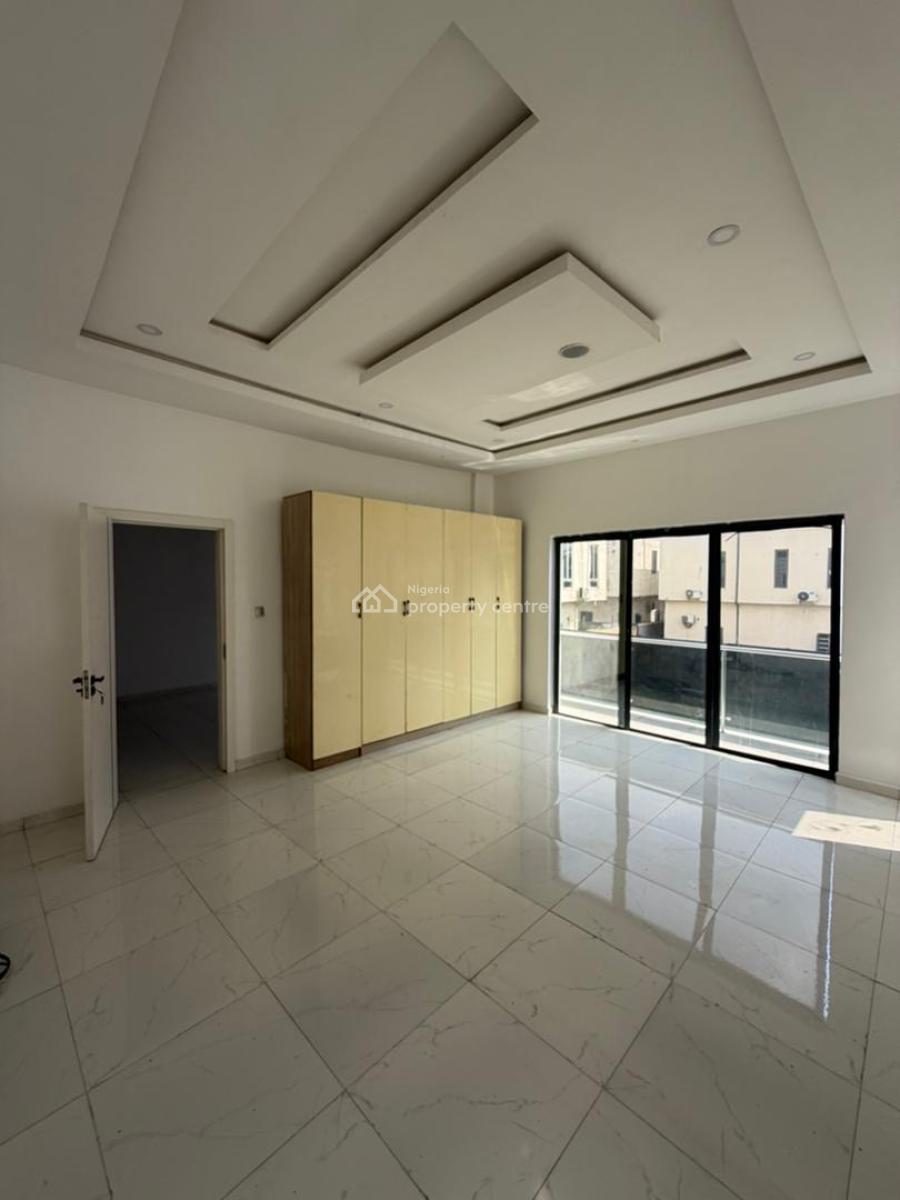 Distress Offer on 4 Bedroom Semi Detached Duplex with Bq in Serene Est, Chevron, Lekki, Lagos, Semi-detached Duplex for Sale