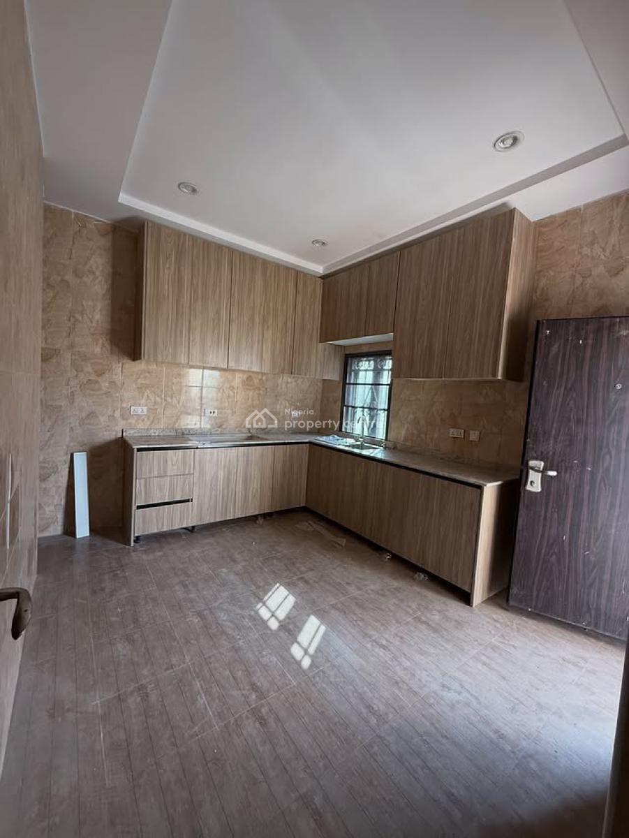 Tastefully Finished 3 Bedroom Flat in a Nice Area with Tarred Roads, Tarred Road, Jahi, Abuja, Flat / Apartment for Rent