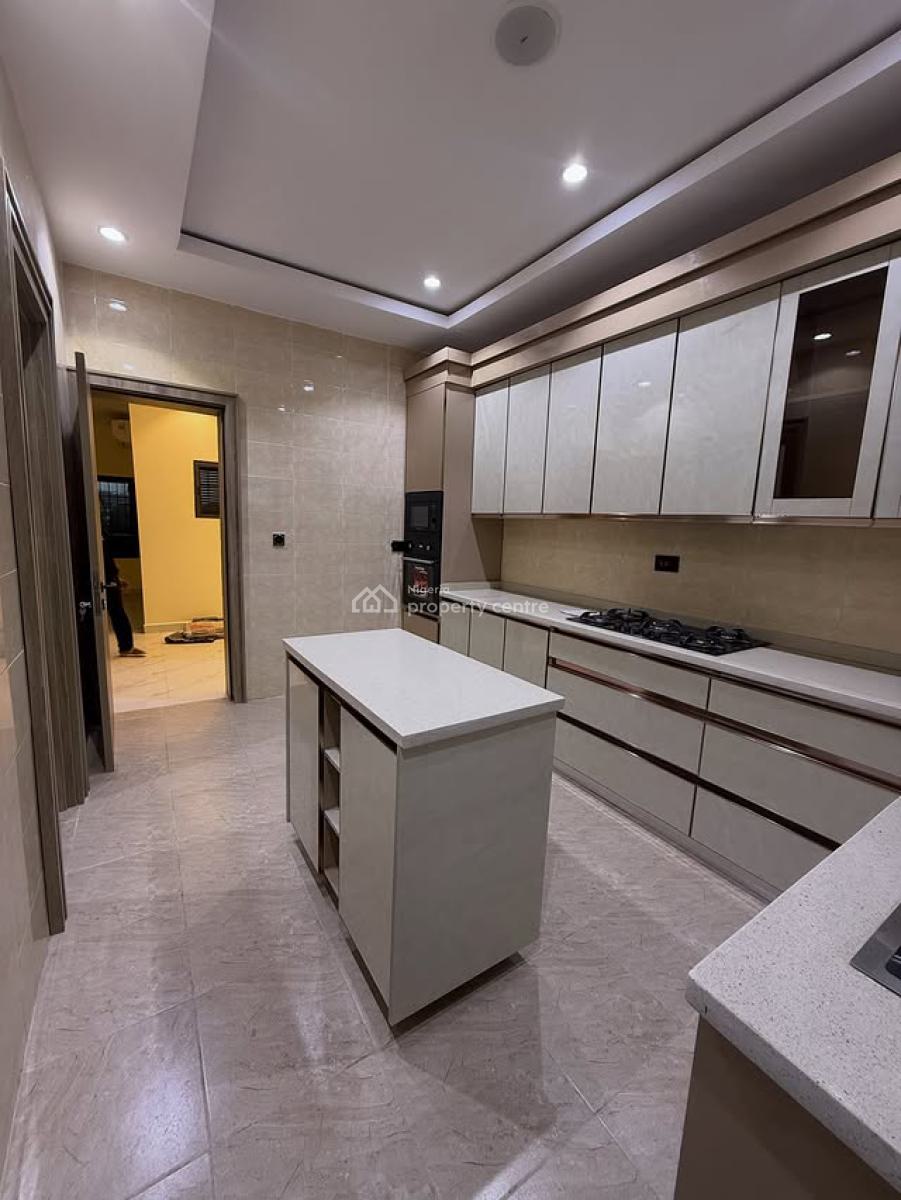 Superbly Finished 2 Bedroom Apartment in an Upscale Area, Maitama District, Abuja, Flat / Apartment for Rent