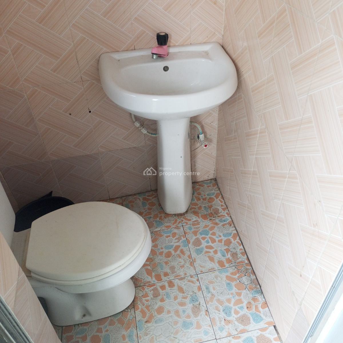 Two Bedroom Apartment, Seaside Estate, Badore, Ajah, Lagos, Flat / Apartment for Rent