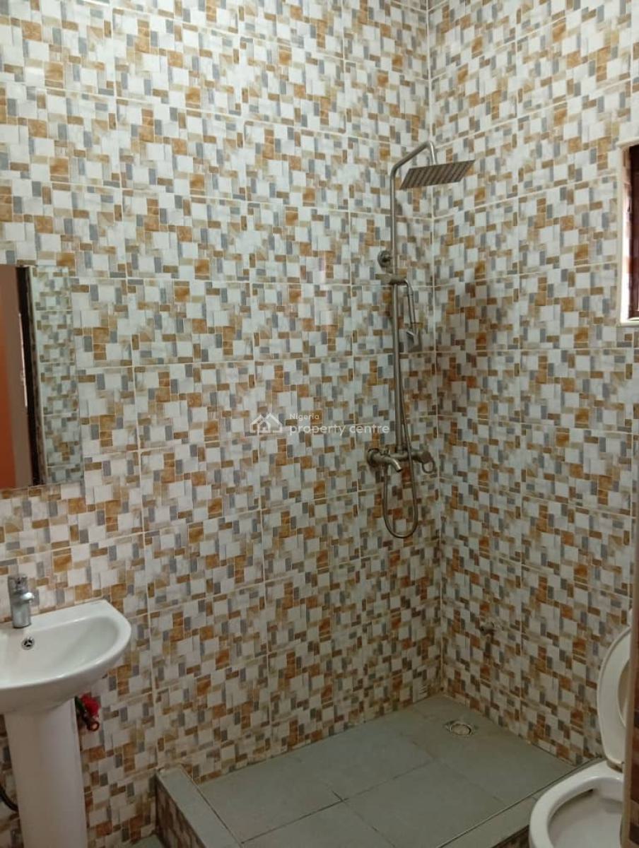 a Very Good Spacious 2-bedroom Flat, Gaduwa, Abuja, Flat / Apartment for Rent