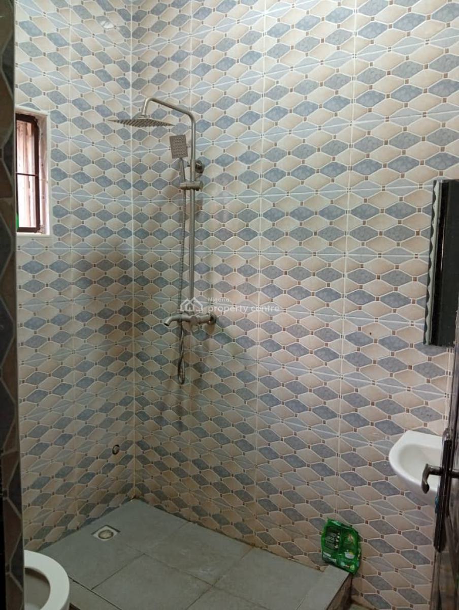a Very Good Spacious 2-bedroom Flat, Gaduwa, Abuja, Flat / Apartment for Rent