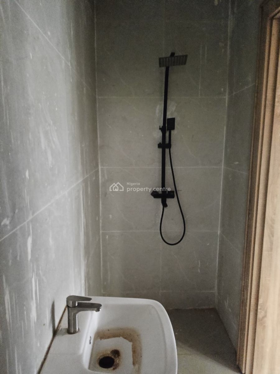 5-bedroom Semi-detached Duplex with a Study Room and Bq in Guzape, Asokoro Heights Guzape, Guzape District, Abuja, Semi-detached Duplex for Sale