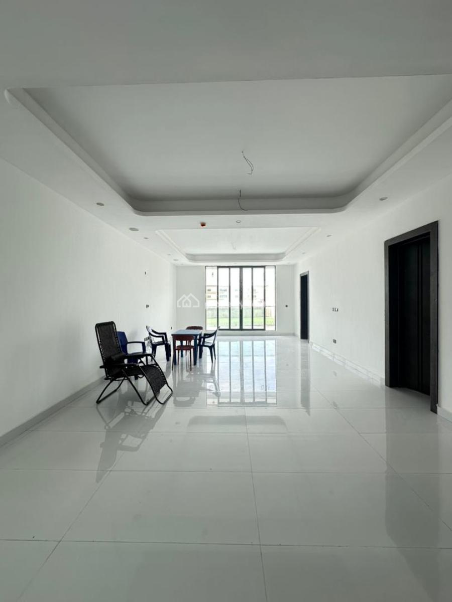 Beautifully Built 2 Bedroom Apartment with Gym and Elevator, Lekki Phase One, Lekki, Lagos, House for Rent