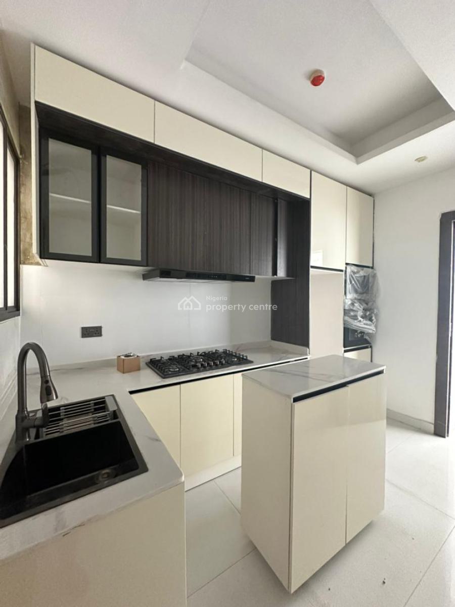 Beautifully Built 2 Bedroom Apartment with Gym and Elevator, Lekki Phase One, Lekki, Lagos, House for Rent