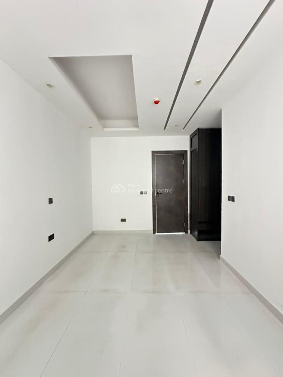 Beautifully Built 2 Bedroom Apartment with Gym and Elevator, Lekki Phase One, Lekki, Lagos, House for Rent