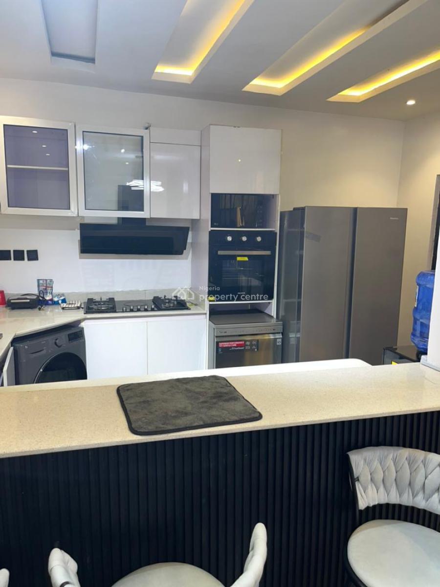 Our Brand New Luxury and Classy 1 Bedroom with Swimming Pool ,ps5 ,aut, Lekki Phase 1, Lekki, Lagos, Flat / Apartment Short Let