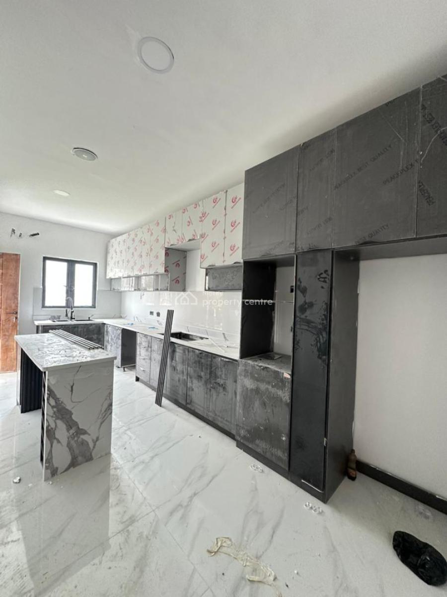 Newly Built 2 Bedroom Apartment with Bq, Lekki Phase 1, Lekki, Lagos, House for Sale