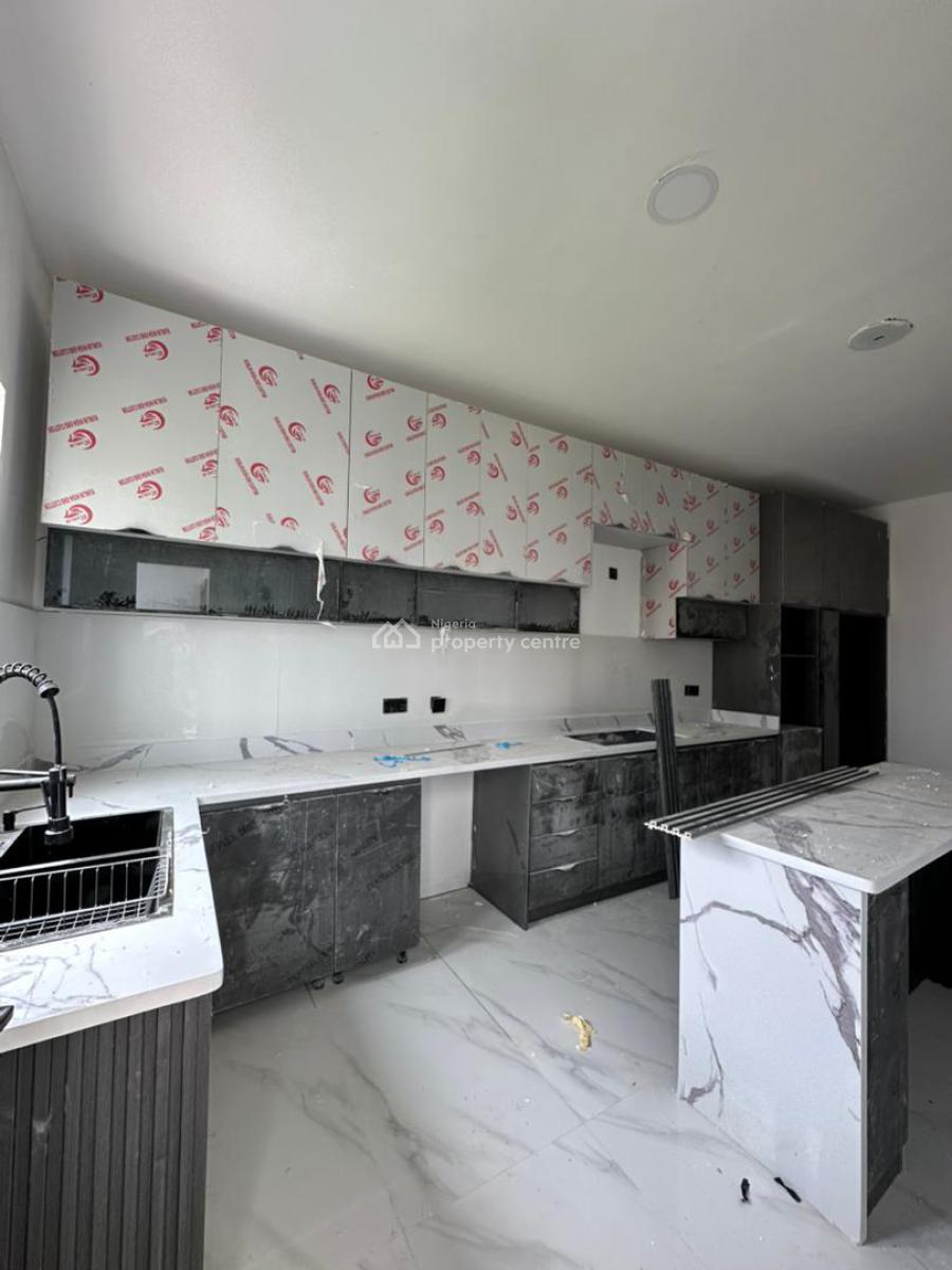 Newly Built 2 Bedroom Apartment with Bq, Lekki Phase 1, Lekki, Lagos, House for Sale