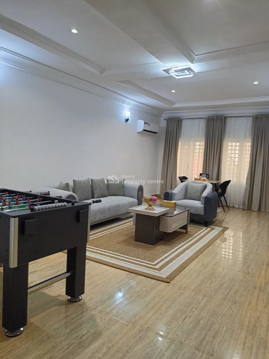 Fully Furnished 5 Bedroom Duplex in Guzape, Guzape, Guzape District, Abuja, Semi-detached Duplex Short Let