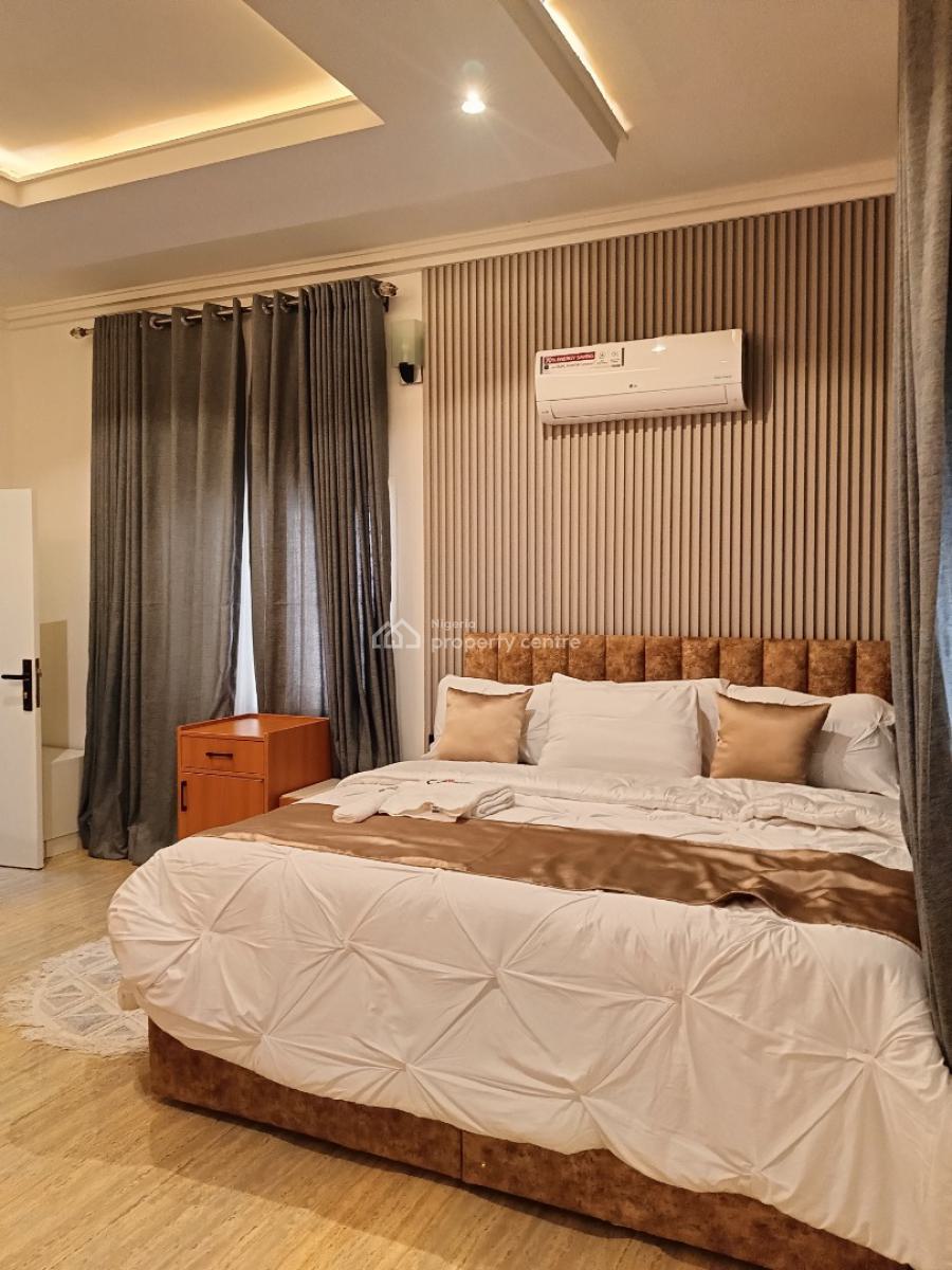 Fully Furnished 5 Bedroom Duplex in Guzape, Guzape, Guzape District, Abuja, Semi-detached Duplex Short Let