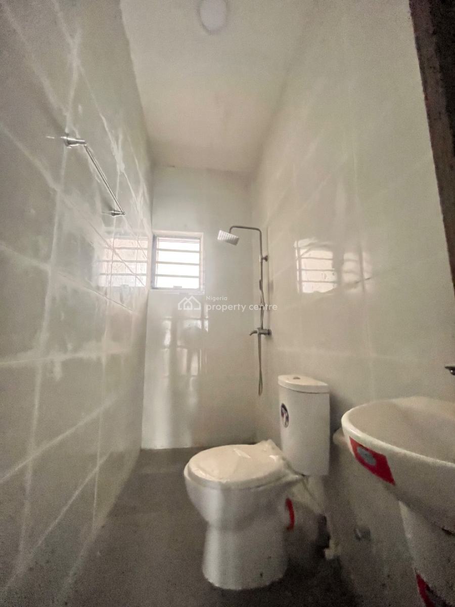Spacious 4-bedroom Terrace Duplex with Bq in a Secure Luxury Estate, Harris Drive, Vgc, Lekki, Lagos, Terraced Duplex for Sale