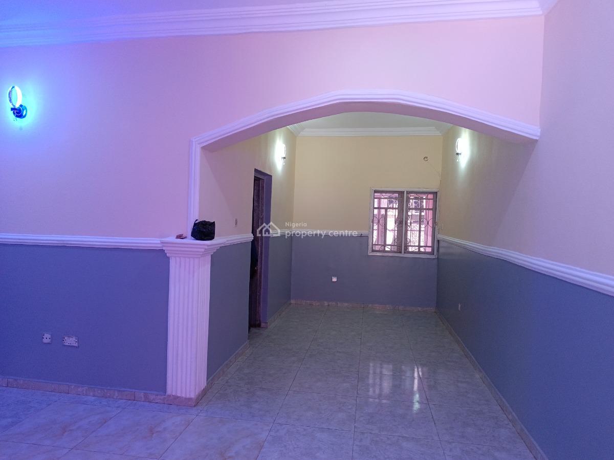 Clean 2 Bedroom Flat, Kubwa Fo1 Kubwa, Fo1 Layout, Kubwa, Abuja, Flat / Apartment for Rent