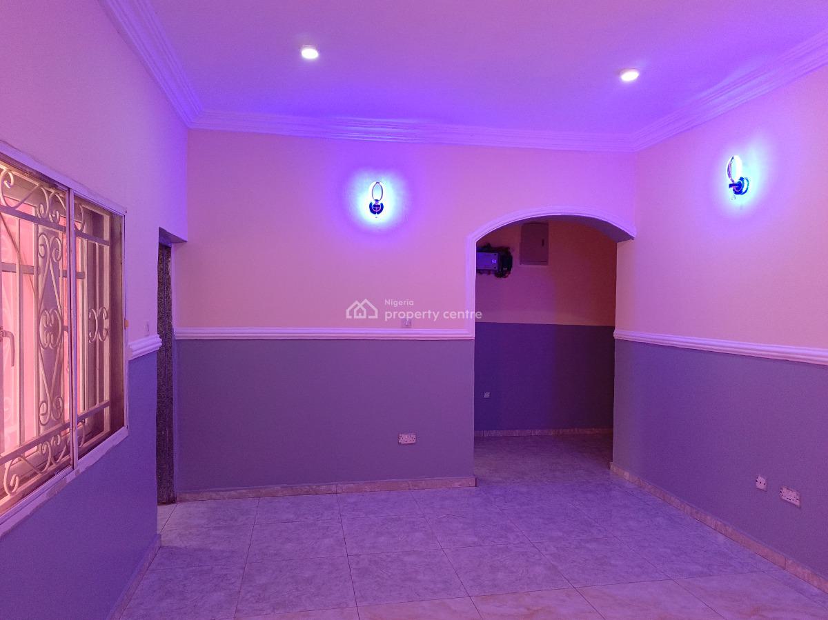 Clean 2 Bedroom Flat, Kubwa Fo1 Kubwa, Fo1 Layout, Kubwa, Abuja, Flat / Apartment for Rent
