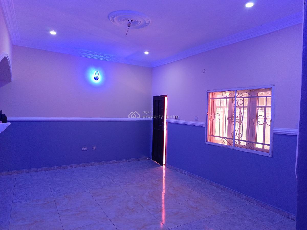Clean 2 Bedroom Flat, Kubwa Fo1 Kubwa, Fo1 Layout, Kubwa, Abuja, Flat / Apartment for Rent
