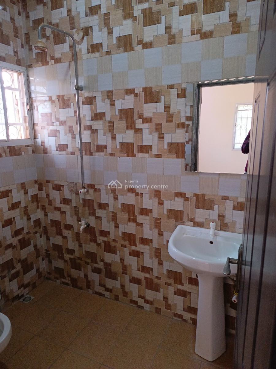 Clean 2 Bedroom Flat, Kubwa Fo1 Kubwa, Fo1 Layout, Kubwa, Abuja, Flat / Apartment for Rent
