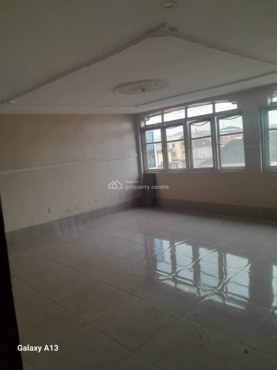 a Renovated  4bed Semi-detached Duplex, Akinwunumi Estate, Maryland, Lagos, Semi-detached Duplex for Rent