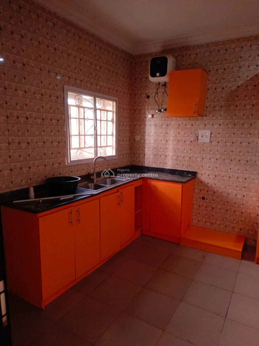 Sharp 2 Bedroom Flat, on a Tarred Road, Fo1 Layout Kubwa, Fo1 Layout, Kubwa, Abuja, Flat / Apartment for Rent