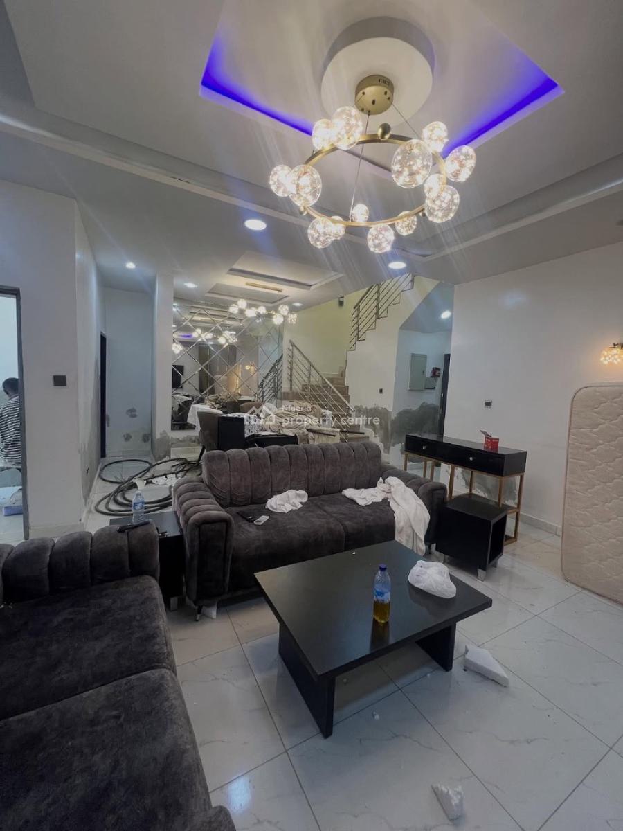 4bedroom Terrace Duplex Bq, Lugbe District, Abuja, Terraced Duplex for Rent