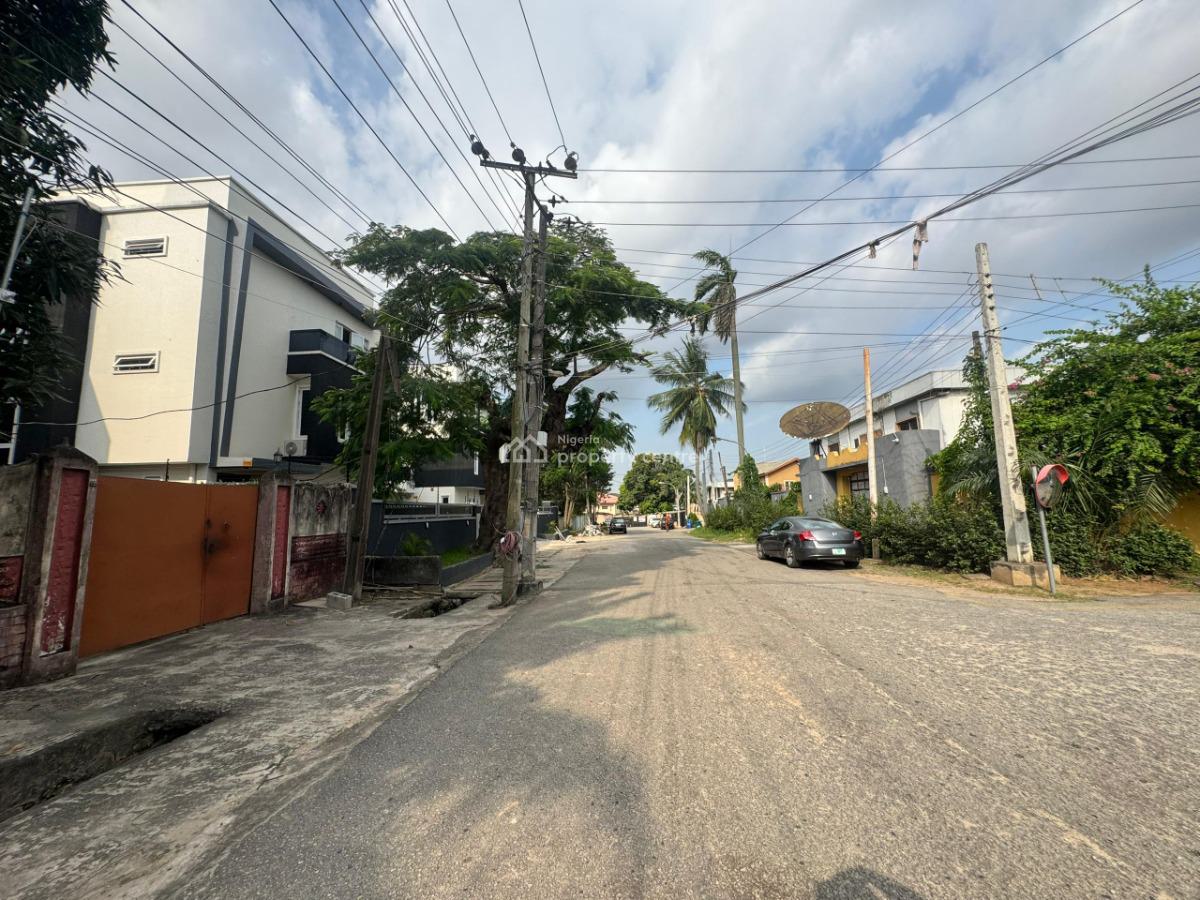 Fully Fenced Land Measuring 840 Sqm with a Demolishable Structure, Adeniyi Jones, Ikeja, Lagos, Mixed-use Land for Sale