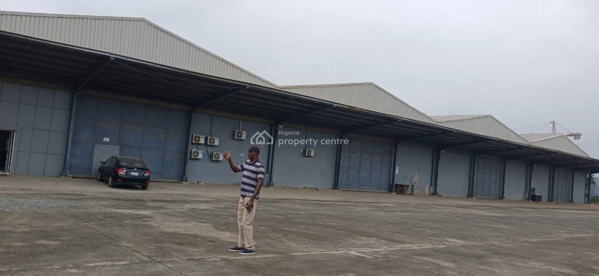 1880sqm and 2500sqm and 3200sqm and 900sqm Warehouse  in Idu, Close to Coca Cola, Idu Industrial, Abuja, Warehouse for Rent