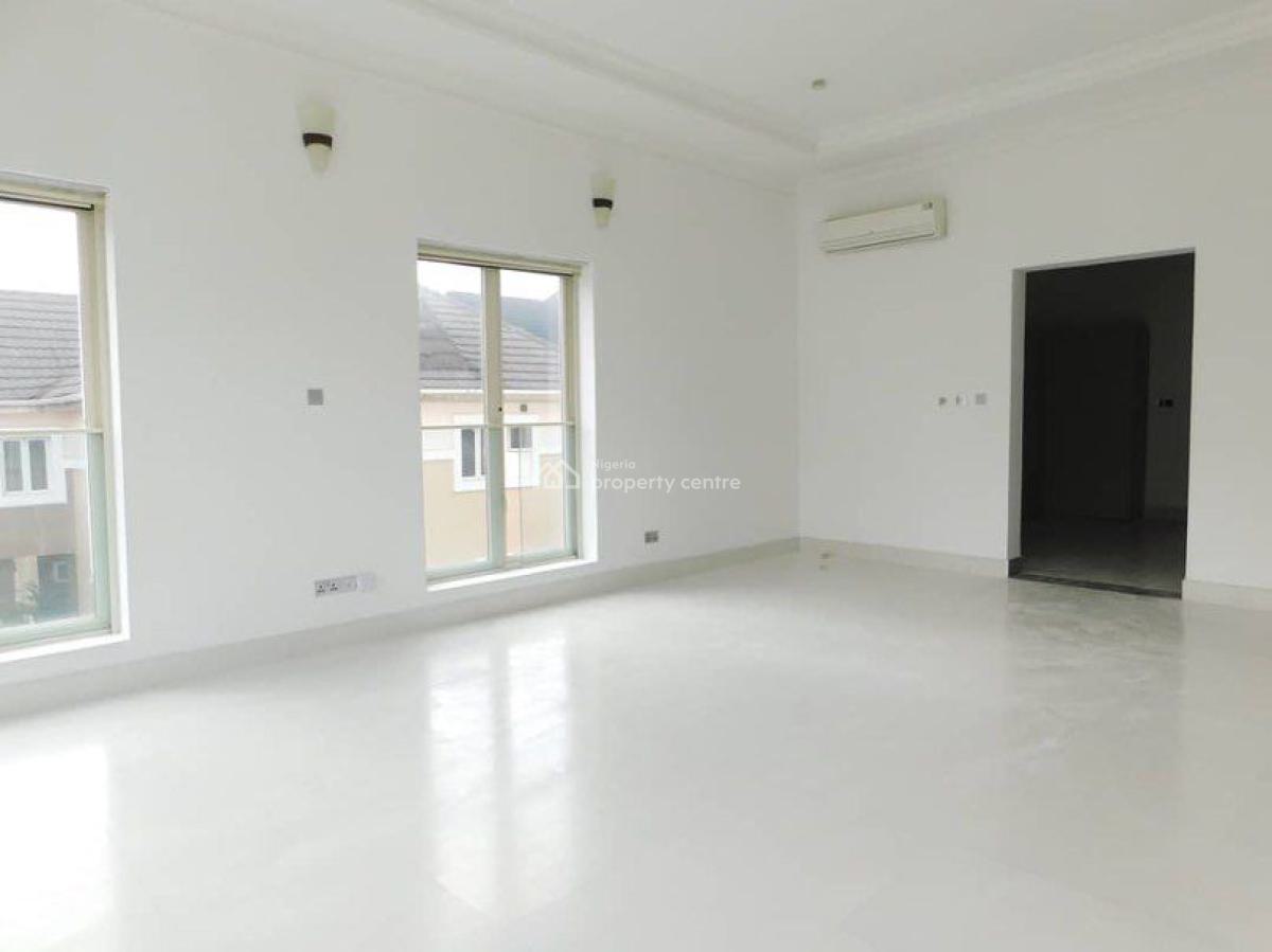 a Refined 3-bedroom Terrace, Banana Island, Ikoyi, Lagos, Terraced Bungalow for Rent