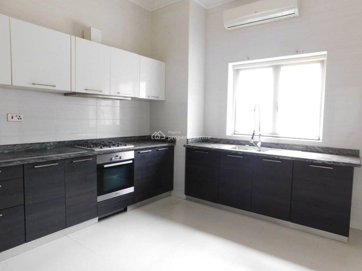 a Refined 3-bedroom Terrace, Banana Island, Ikoyi, Lagos, Terraced Bungalow for Rent