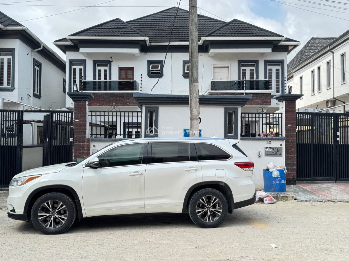4 Bedroom Semi Detached Duplex with Bq, Ikota Gra, Ikota, Lekki, Lagos, House for Rent