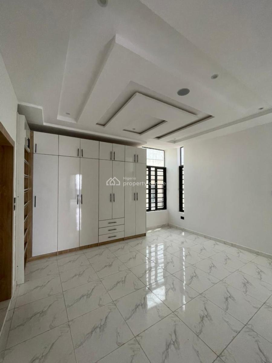 4 Bedroom Terrace Duplex with Bq, Ologolo, Lekki, Lagos, Terraced Duplex for Sale