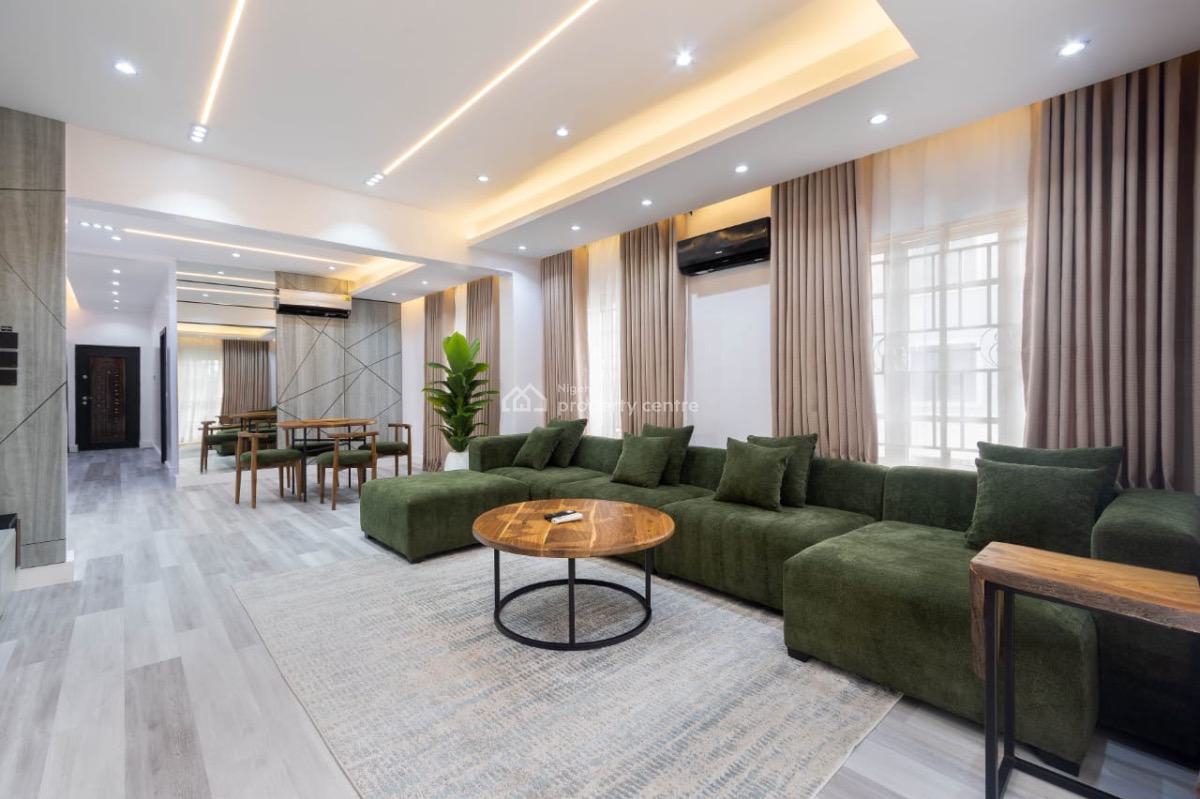 Omini Residence: Elegant 2 Bed Apartment Strategically Located in The, Old Ikoyi, Ikoyi, Lagos, Flat / Apartment Short Let