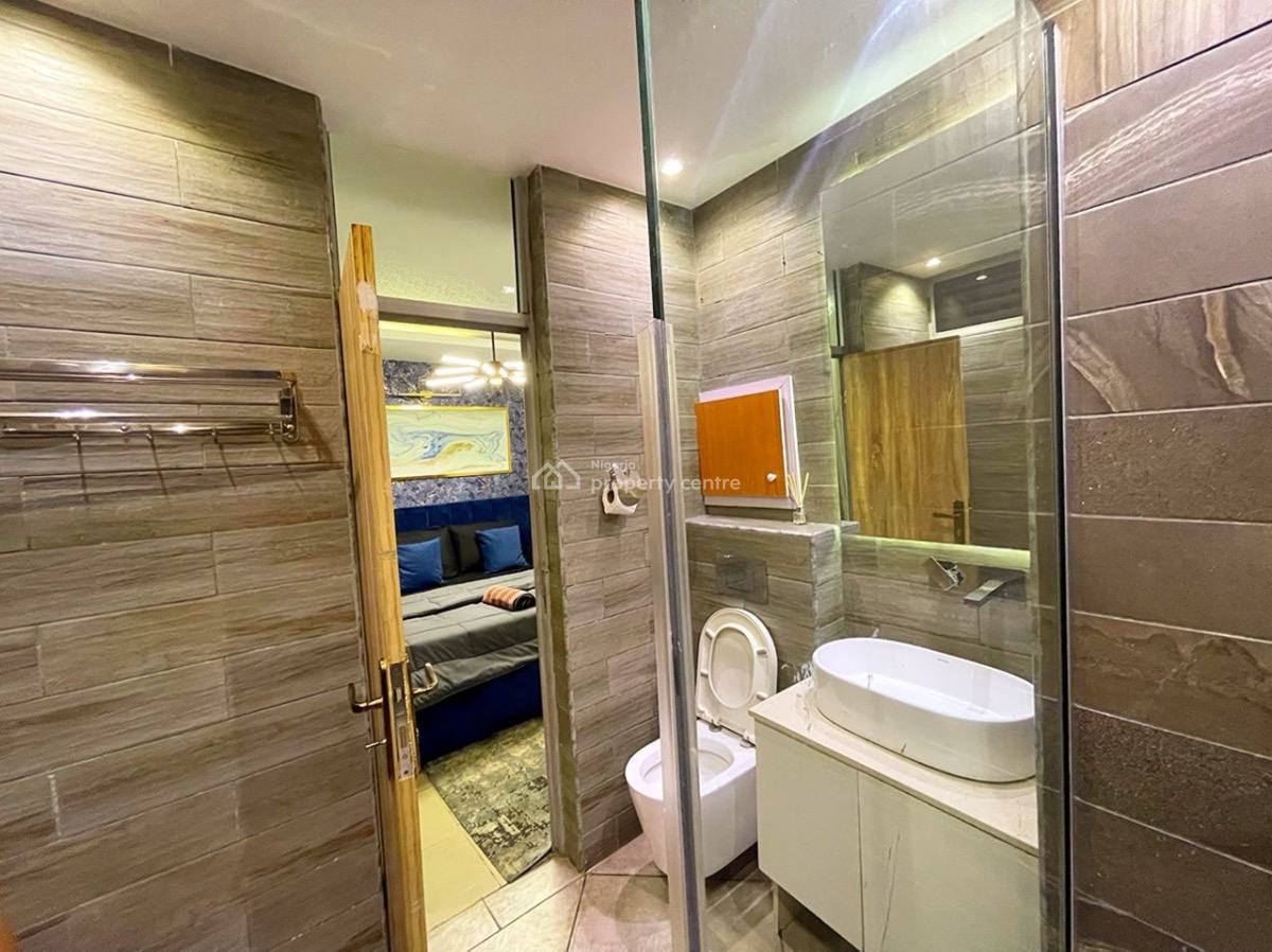 2 Bedroom with Top Notch Amenities, Available From Today Lekki..., Lekki Phase 1, Lekki, Lagos, Flat / Apartment Short Let