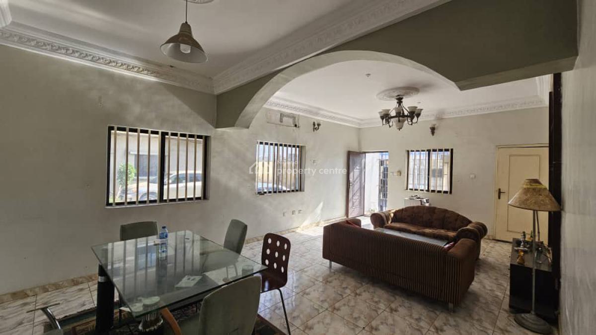 Fantastic 3 Bedroom Flat, Ikeja Gra, Ikeja, Lagos, Block of Flats for Sale