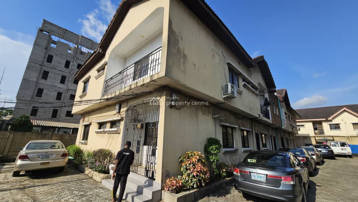 Fantastic 3 Bedroom Flat, Ikeja Gra, Ikeja, Lagos, Block of Flats for Sale