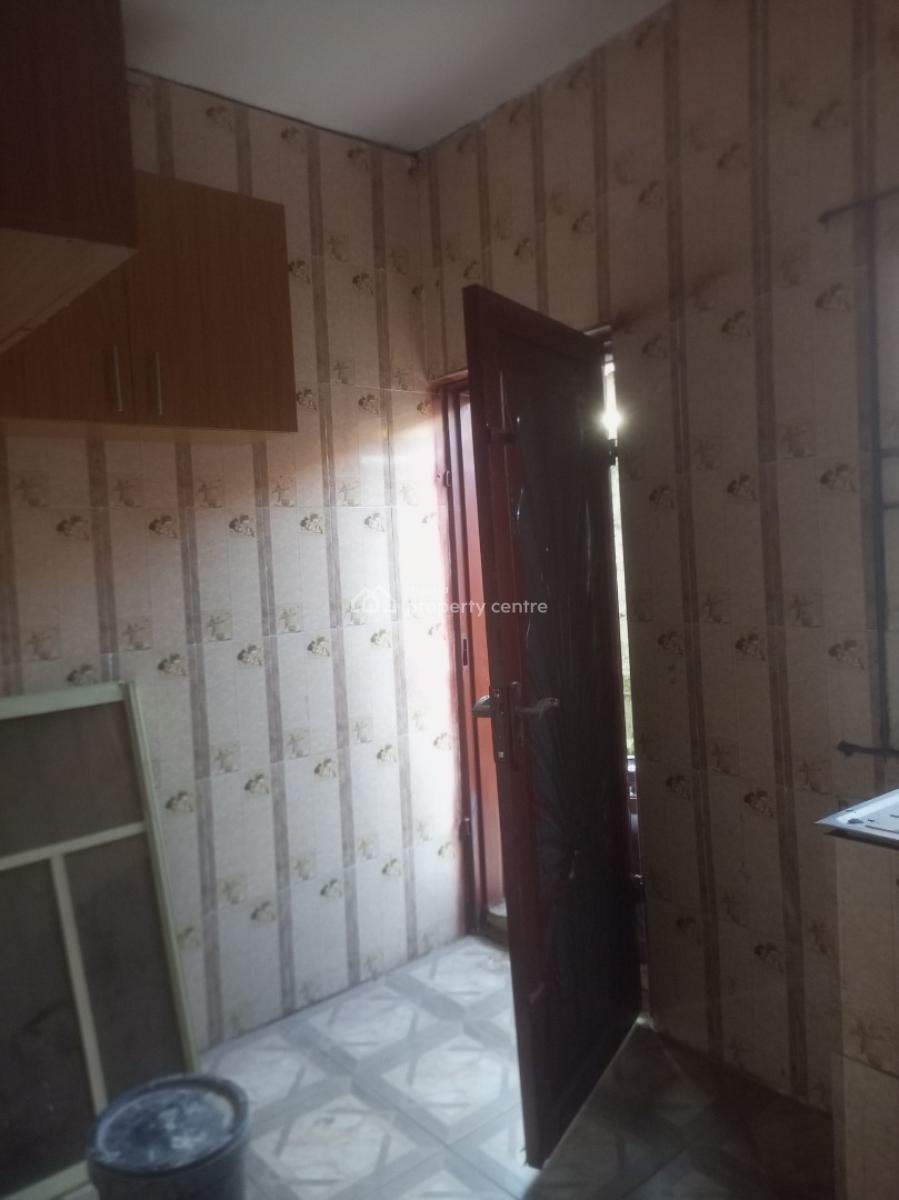 Clean 2 Bedroom, Mobil Isheri Oshun, Isolo, Lagos, Flat / Apartment for Rent