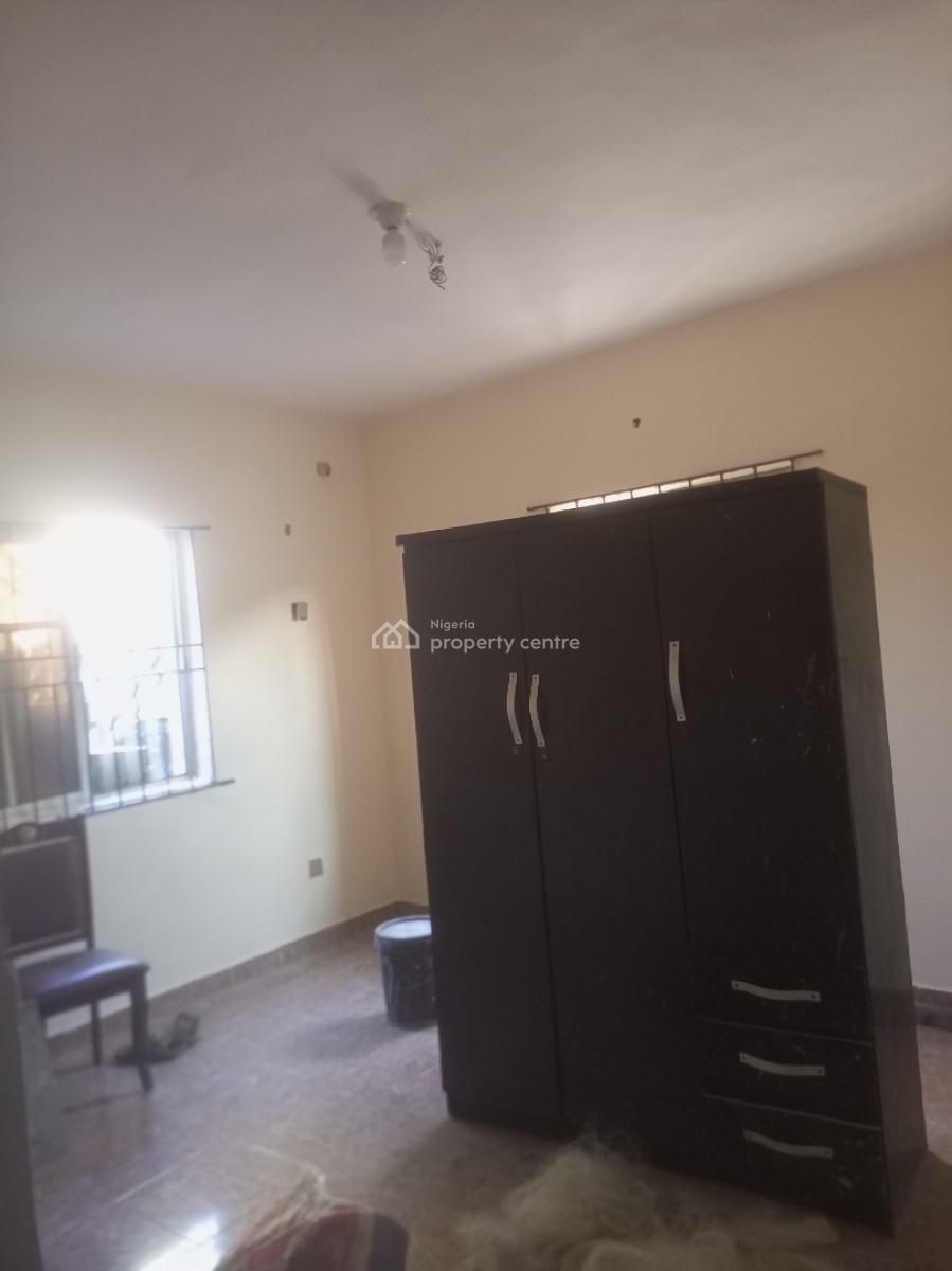 Clean 2 Bedroom, Mobil Isheri Oshun, Isolo, Lagos, Flat / Apartment for Rent