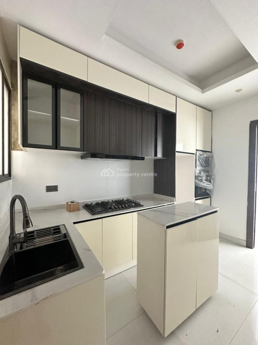 2 Bedroom Apartment, Lekki Phase 1, Lekki, Lagos, Flat / Apartment for Sale