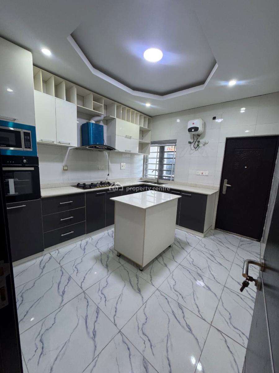 Dont Miss This 5 Bedrom Fully Furnished Self Compound Car Park 6 Cars, Orchid Road Lekki, Lekki, Lagos, Semi-detached Duplex for Sale