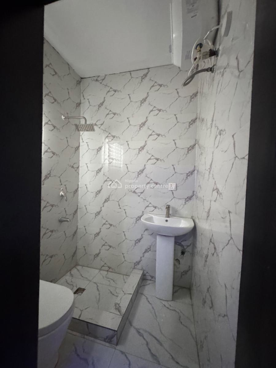 Dont Miss This 5 Bedrom Fully Furnished Self Compound Car Park 6 Cars, Orchid Road Lekki, Lekki, Lagos, Semi-detached Duplex for Sale