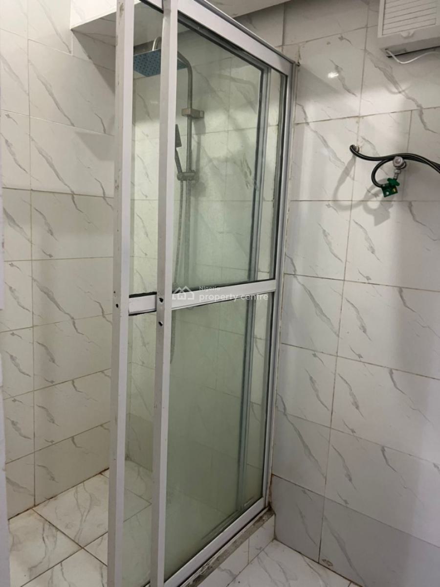 Full Service and Lovely Mini Flat with Guest Toilet, Off Admiralty Way, Lekki Phase 1, Lekki, Lagos, Mini Flat (room and Parlour) for Rent