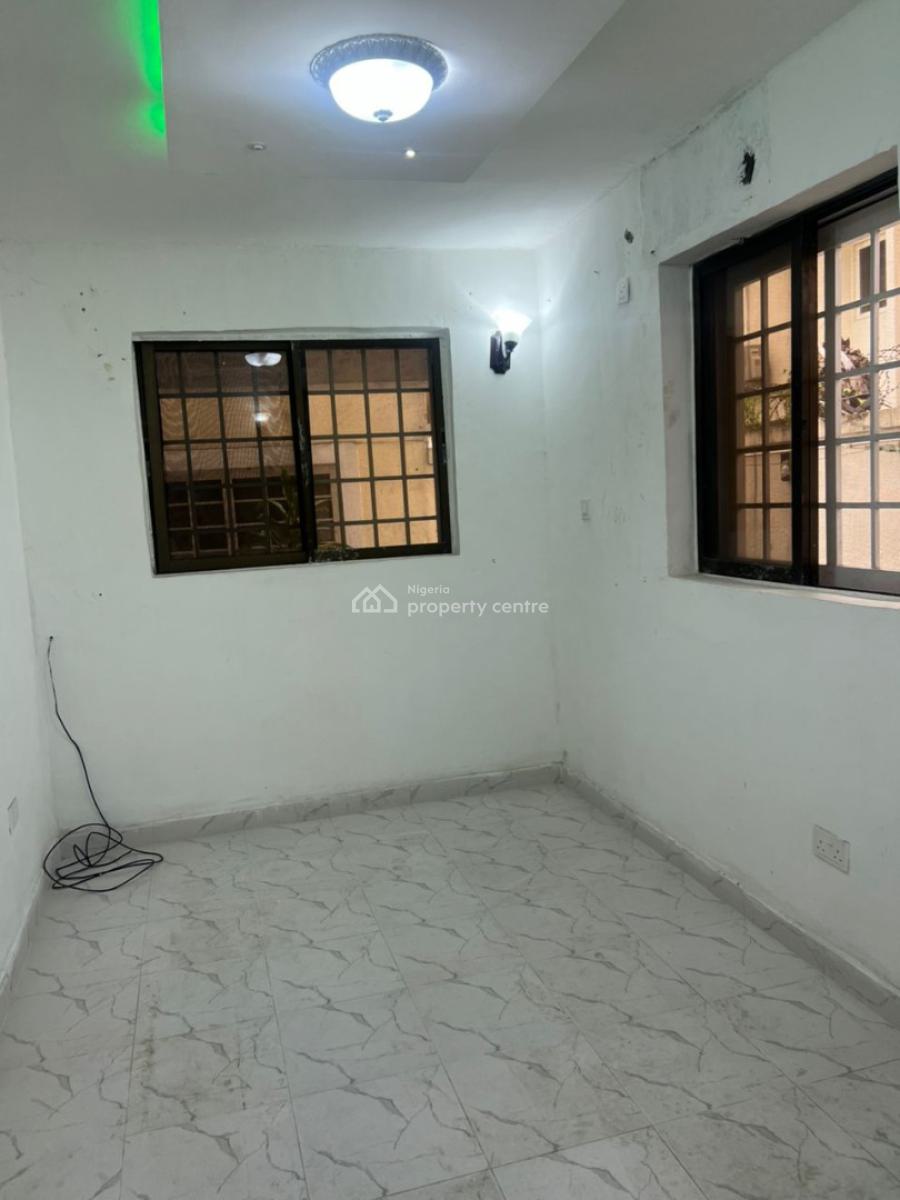Full Service and Lovely Mini Flat with Guest Toilet, Off Admiralty Way, Lekki Phase 1, Lekki, Lagos, Mini Flat (room and Parlour) for Rent