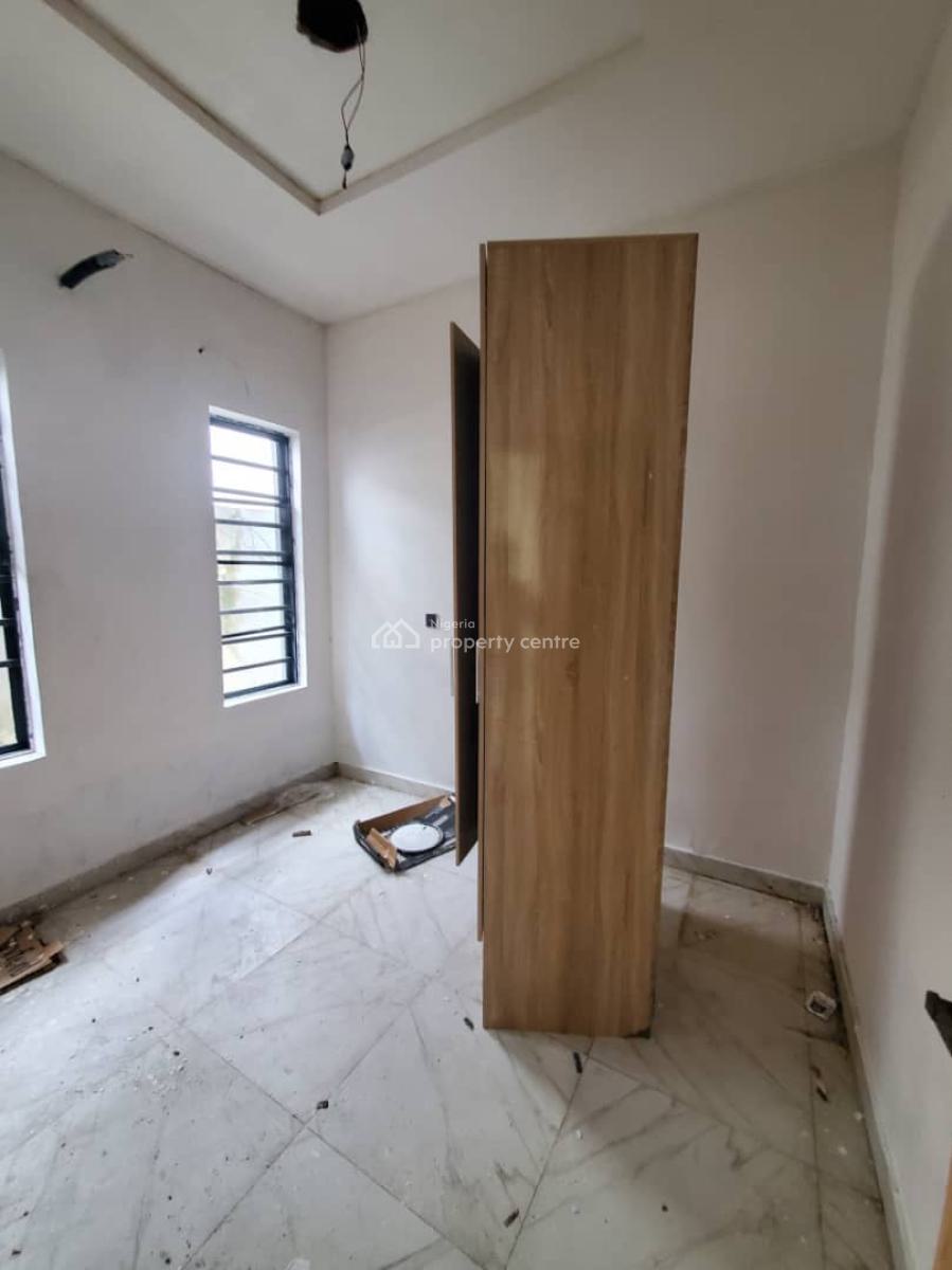 Standard Miniflat with Fully Fitted Kitchen, Orchid Road Lekki Lagos, Lekki, Lagos, Flat / Apartment for Rent