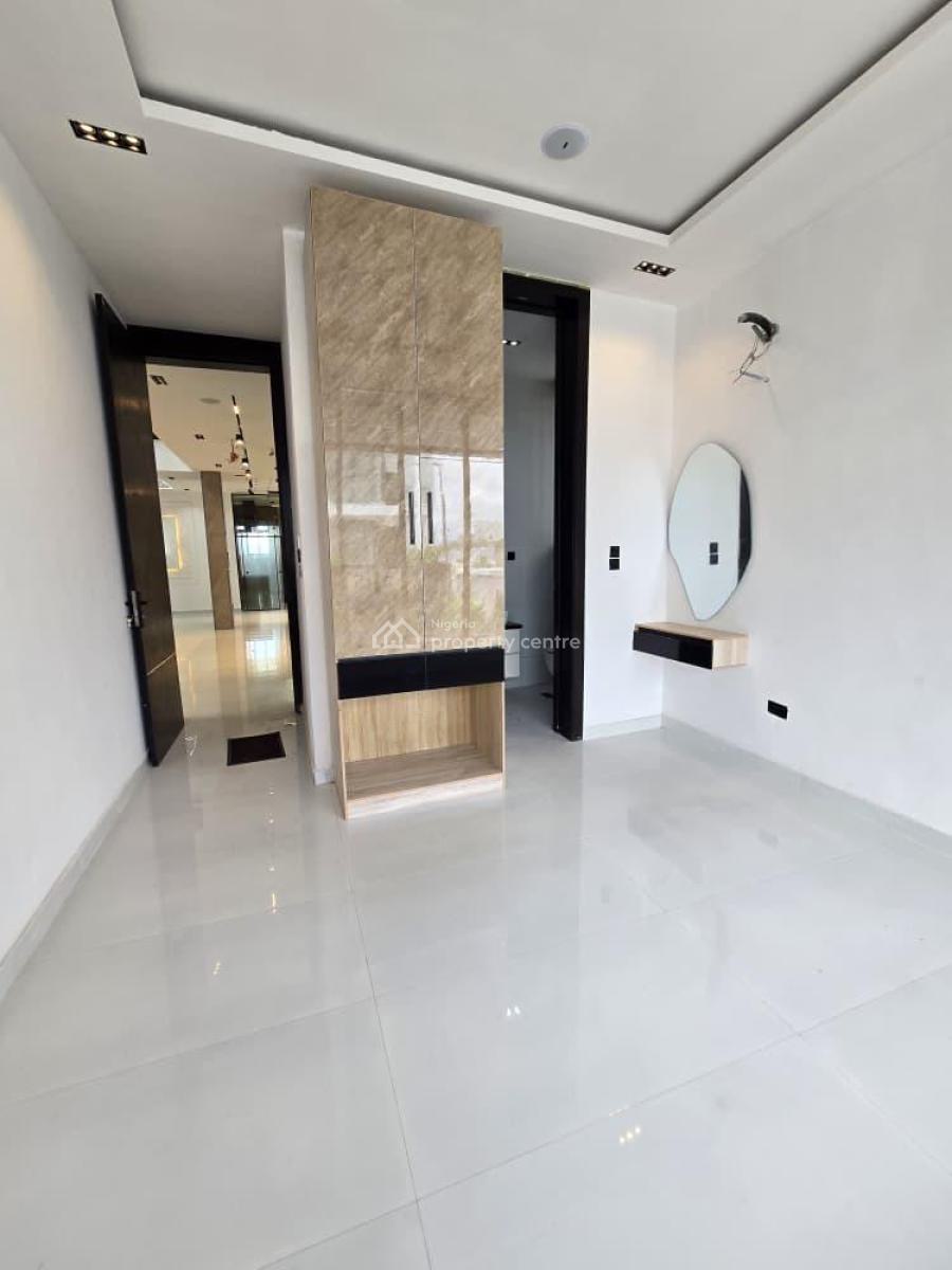 Modern and Spacious 5 Bedroom Detached with Bq, Pool, Patio & Rooftop, Chevron, Lekki, Lagos, Detached Duplex for Sale