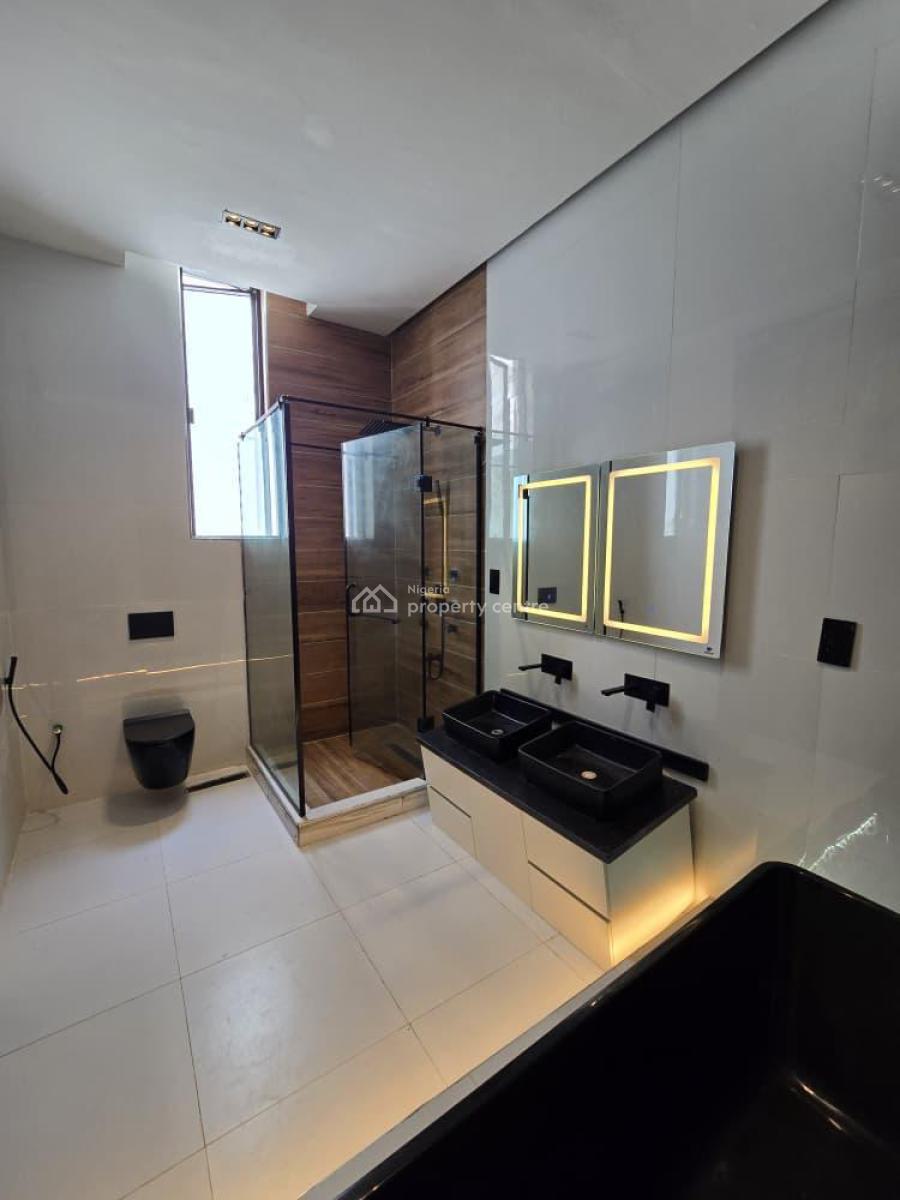 Modern and Spacious 5 Bedroom Detached with Bq, Pool, Patio & Rooftop, Chevron, Lekki, Lagos, Detached Duplex for Sale