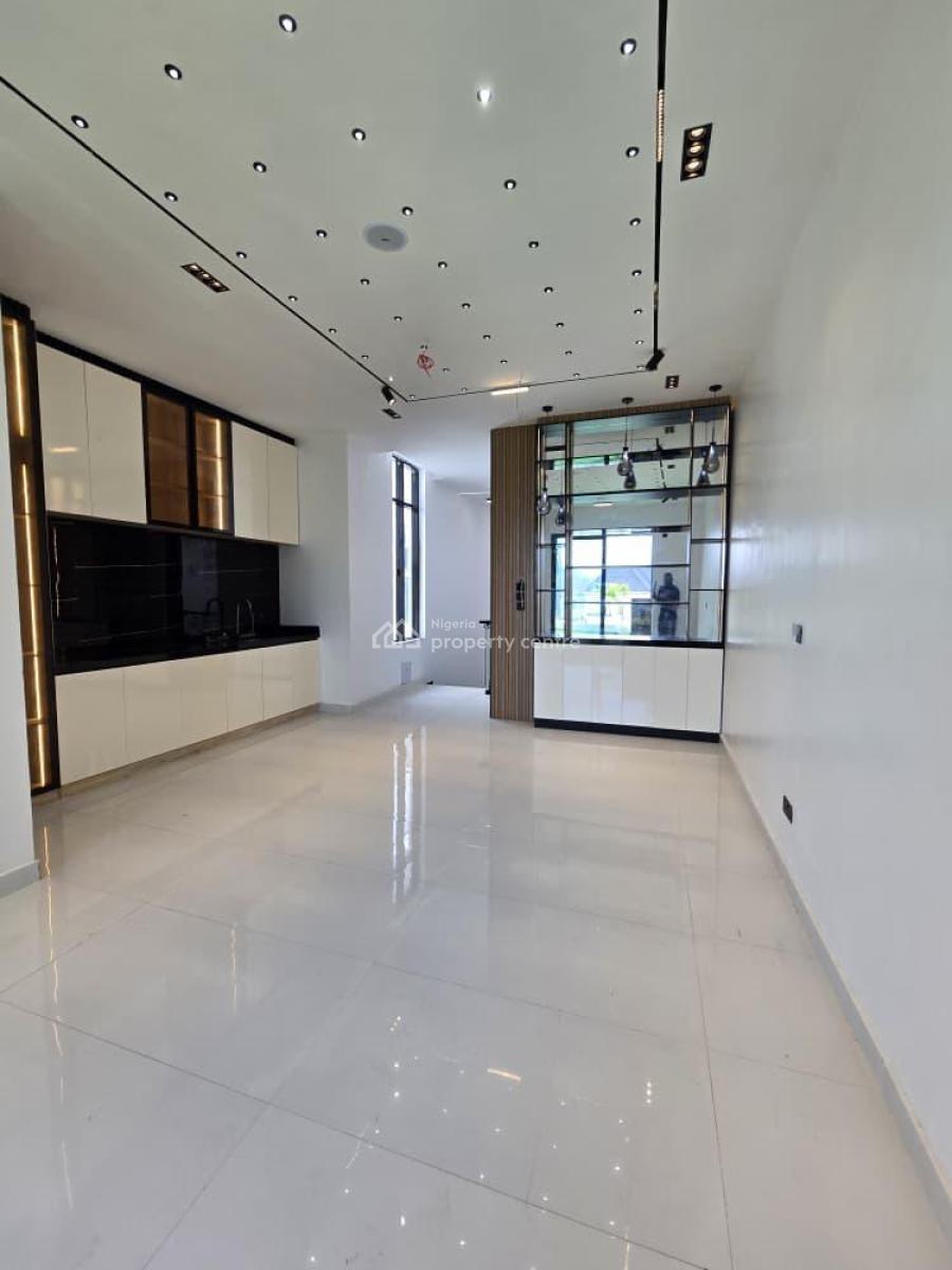 Modern and Spacious 5 Bedroom Detached with Bq, Pool, Patio & Rooftop, Chevron, Lekki, Lagos, Detached Duplex for Sale