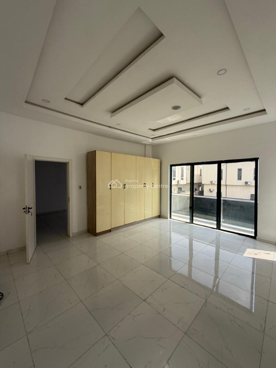 Distress 4 Bedroom Semi-detached Duplex with Bq, Best Buy in The Market Within a Gated Estate in Chevron Drive,chevron, Lekki, Lagos, Semi-detached Duplex for Sale